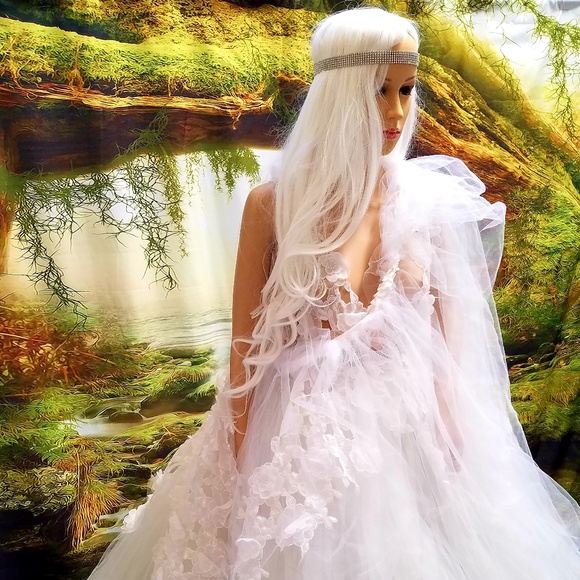 ADHIRA 4pc 3D Lace Tulle Sari Wedding Ballgown - Picture 8 of 8